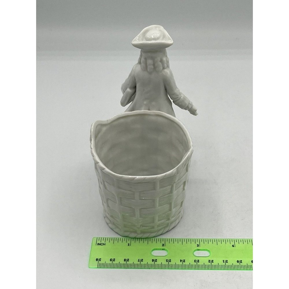 CAPODIMONTE Colonial Man Figurine White Porcelain Planter Crown N Mark 4.75 inch - Picture 14 of 14